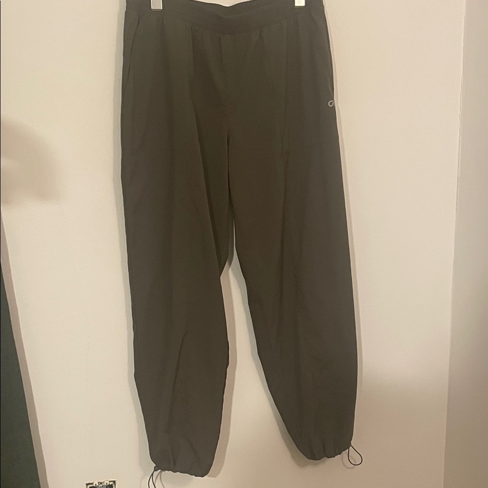 Gap fit women’s joggers